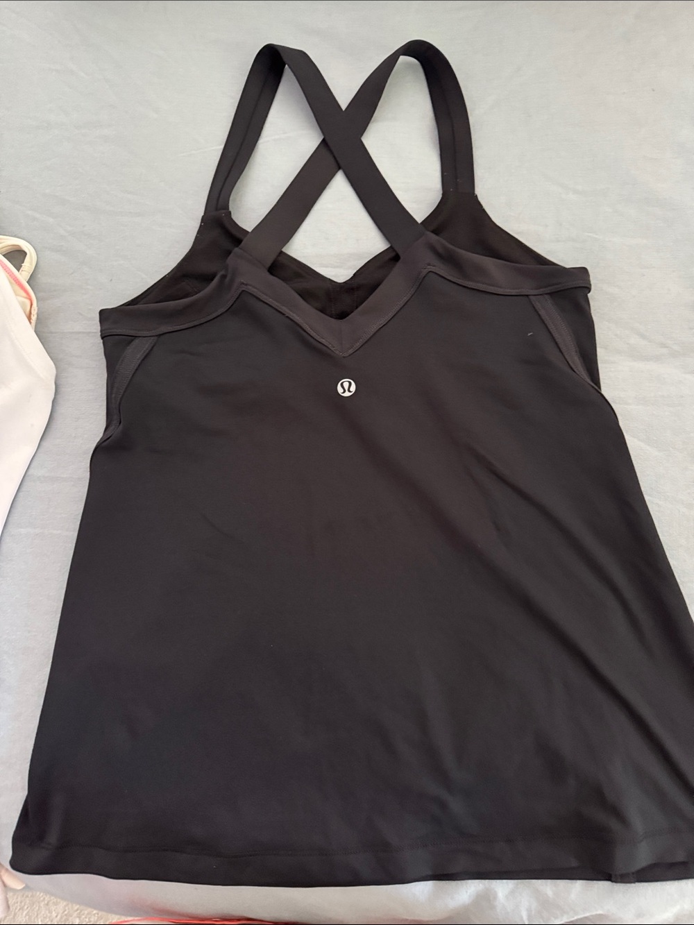 lululemon athletica Black Crisscross Active Tank - Picture 2 of 4